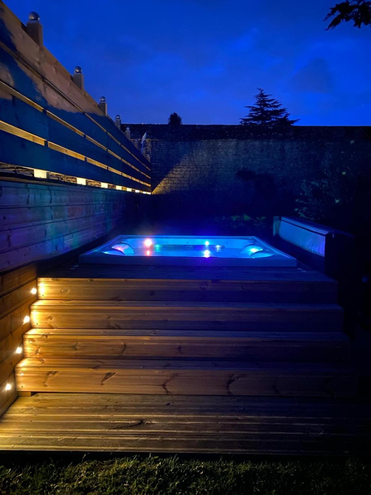 Bed & Breakfast Chateau Les Cedres Bretteville-l'Orgueilleuse Exterior foto